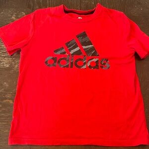 Adidas graphic tee, M (10/12)